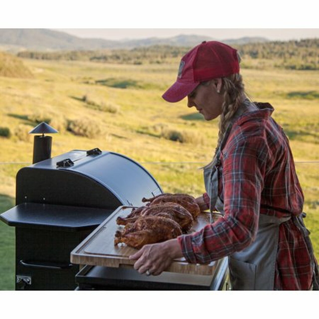 Camp Chef Smoke ProDLX Pellet Grill