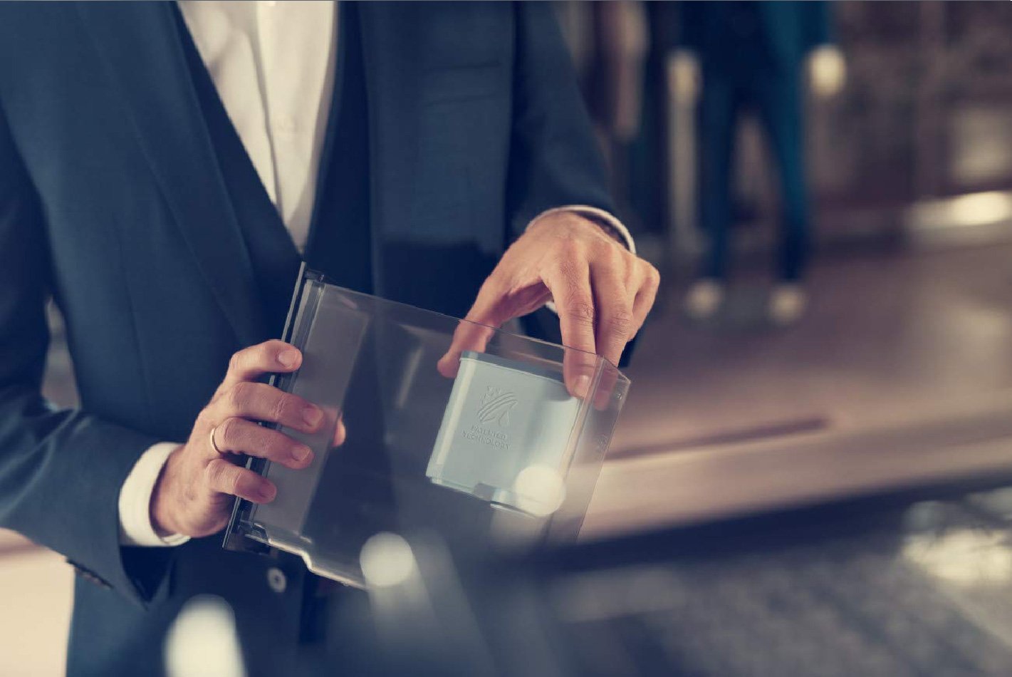 Saeco Xelsis SM7685/04 Super Automatic Espresso Machine (Stainless Steel / Silver)