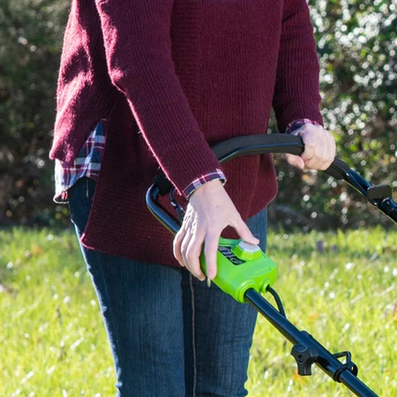 Greenworks 40V 20 in. Cordless Brushless Push Lawn Mower with 4.0 Ah Battery and Quick Charger, 2516302