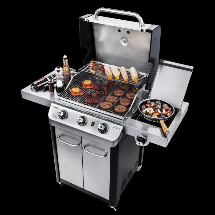 Char-Broil Signature Series 3-Burner Gas Grill