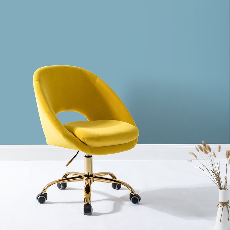 Luna Upholstered Side Chair with Tufted back