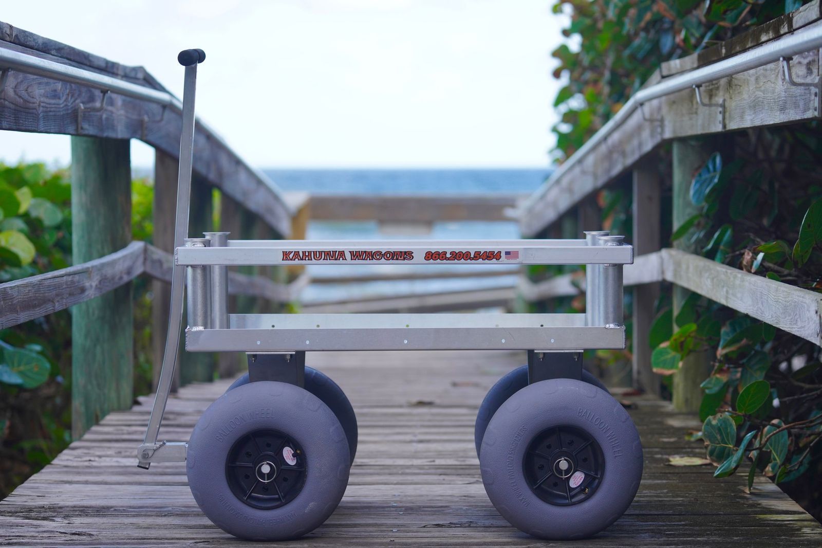 Alumacart Calypso Cruiser Rust Resistant Beach and Fishing Wagon with Rod Holders New