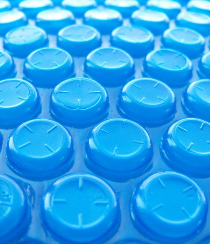 In The Swim 21 Foot Round Ultimate Above Ground Winter Pool Cover - 12 Year Warranty