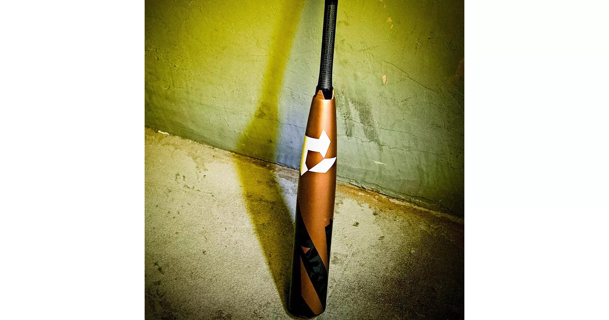 DeMarini Zoa USSSA Bat 2022 (-5)