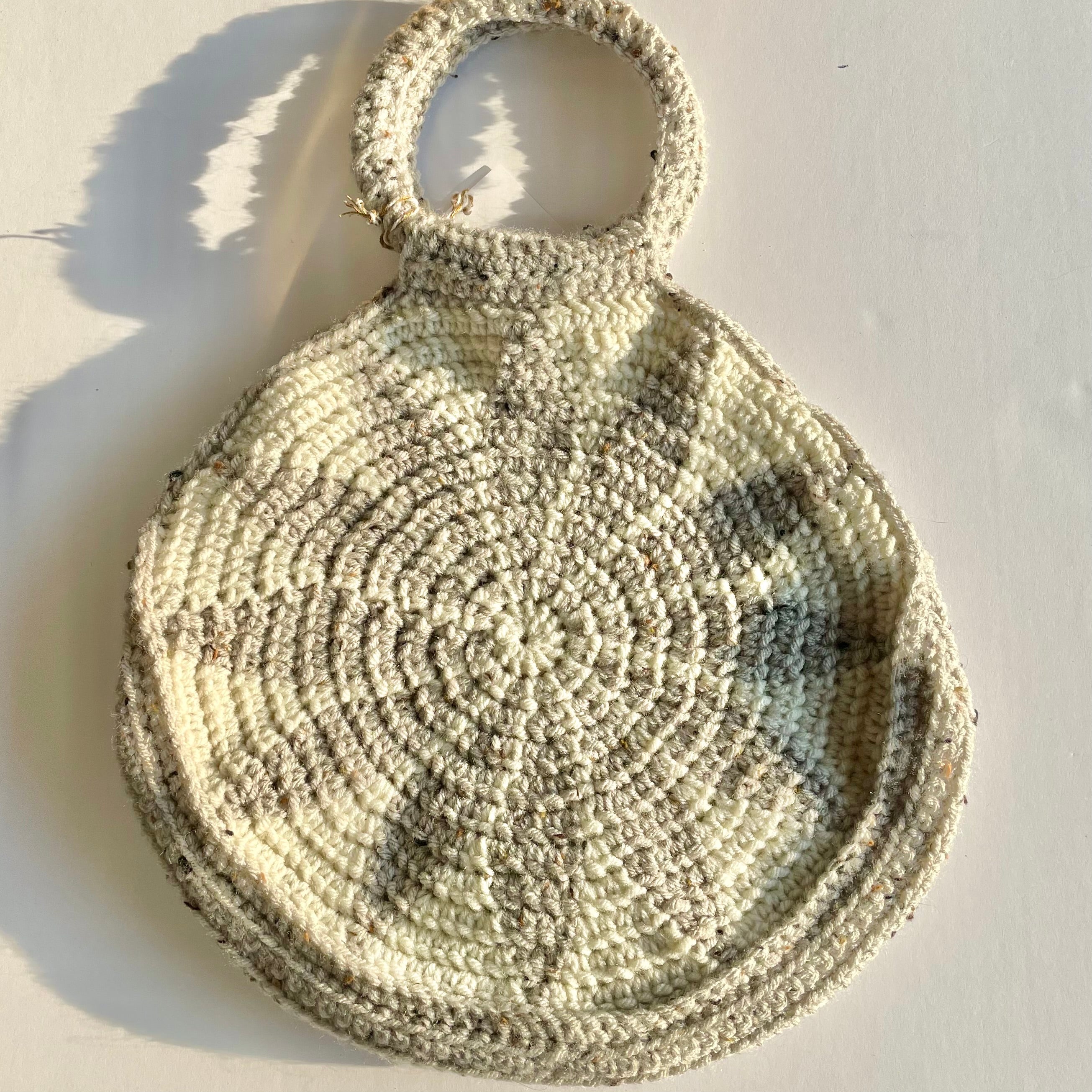 Circular Floral Crochet Bag in Grey and Off-White