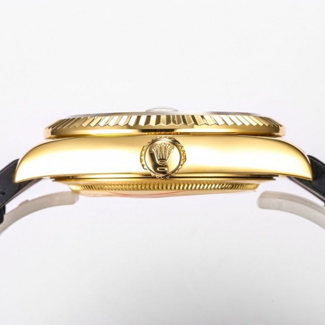 Sky-Dweller Yellow Gold Champagne Dial 42mm