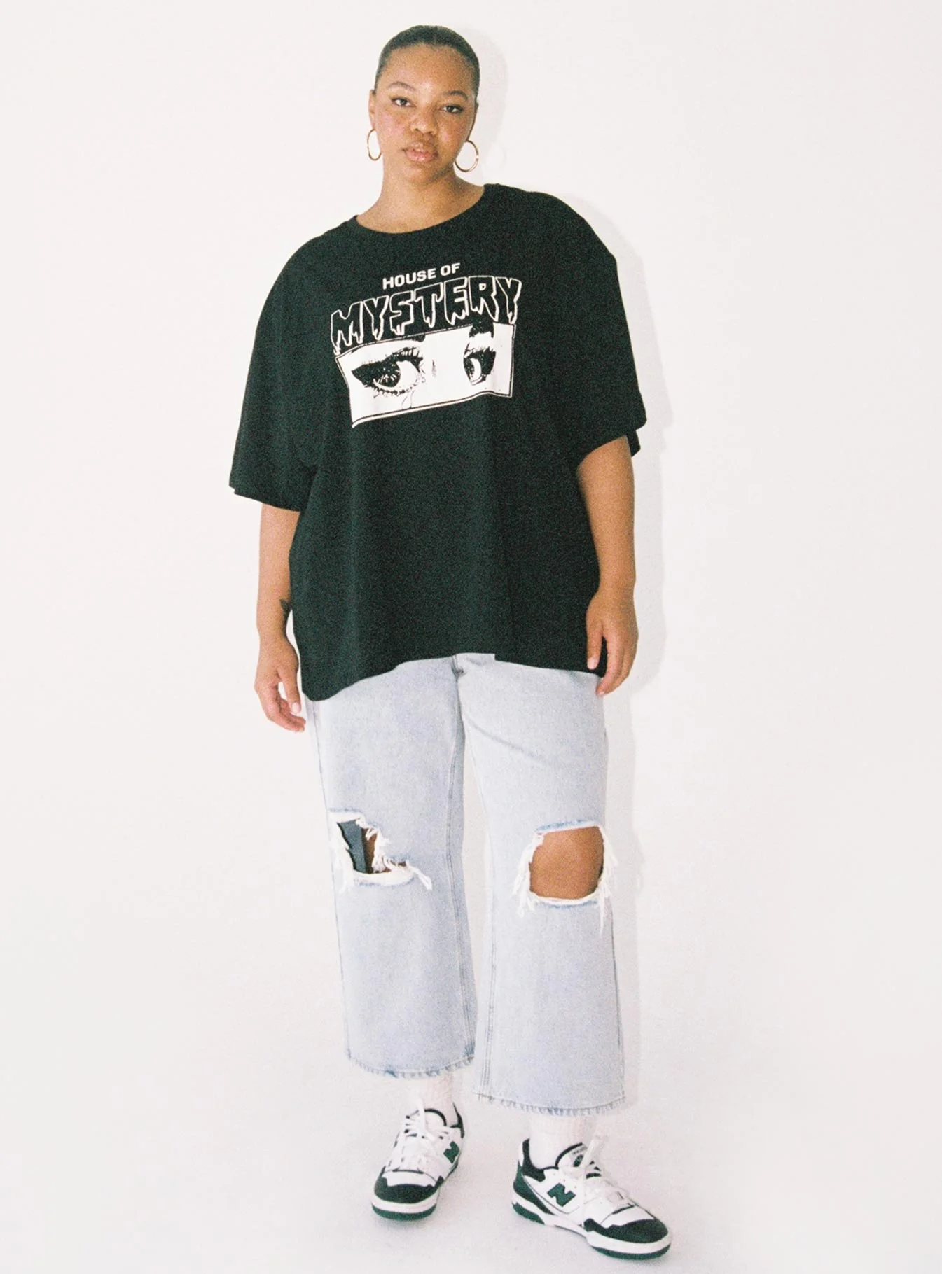 House Of Mystery Oversized Tee Black Curve